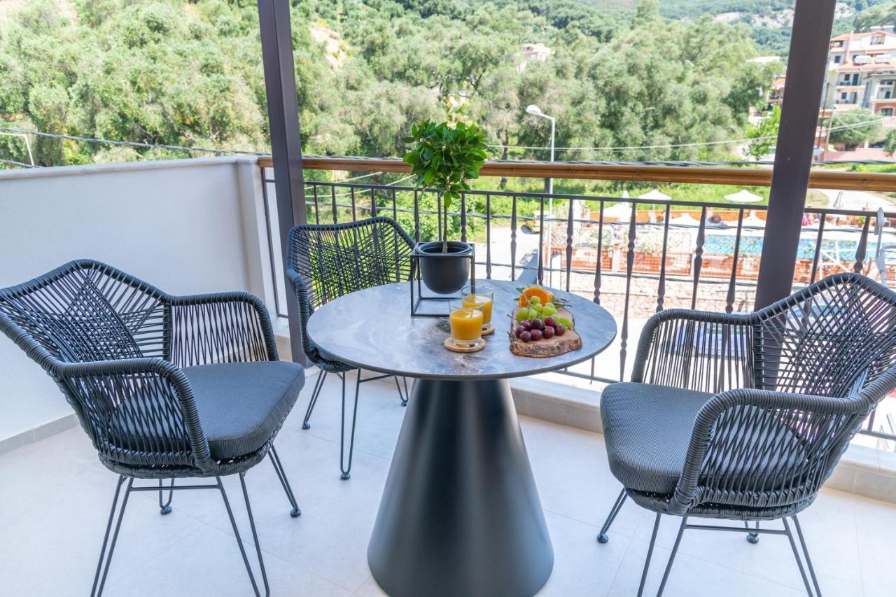 Anesis Deluxe Apartments Parga Ngoại thất bức ảnh