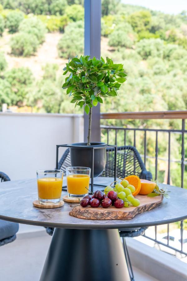 Anesis Deluxe Apartments Parga Ngoại thất bức ảnh