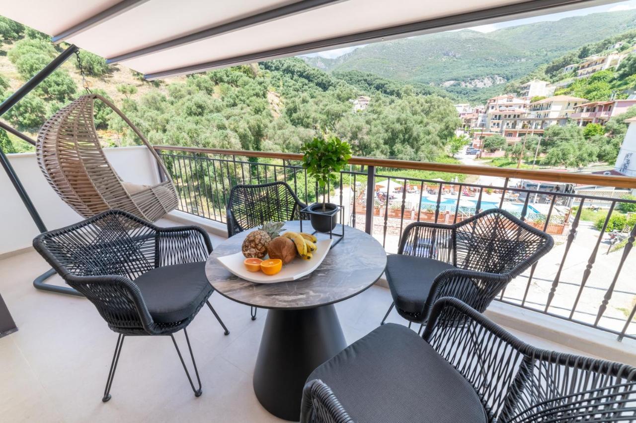 Anesis Deluxe Apartments Parga Ngoại thất bức ảnh