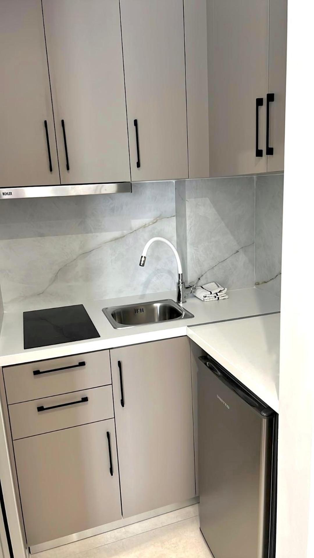 Anesis Deluxe Apartments Parga Ngoại thất bức ảnh